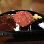 ひだりうま - 国産特上馬刺と馬のレバー刺