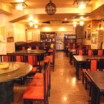 楼蘭 - アットホームな店内