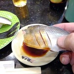 すし 銚子丸 - 寿司は手で食す・コハダ