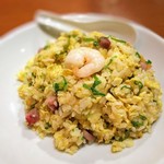 昔ながらの鴻楽炒飯