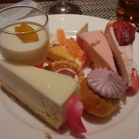 ロビーラウンジ 「マーブルラウンジ」 ヒルトン東京 - 