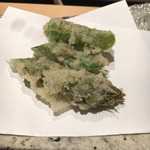 にい留 - ●アスパラガス アスパラガスの先からいただきます。 妖精が舞い降りたように美味しい。