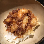 にい留 - ●小海老と小柱のかき揚げ丼 丼たれが絶妙。文句なく美味しい。 天茶と天丼と選べます。