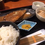 地酒とそば・京風おでん 三間堂 - サバ味噌定食 ¥850