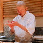 鮨 とかみ - 伝えるのは、鮨の美味しさと楽しさ