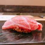 鮨 とかみ - 2018.10.  大トロ