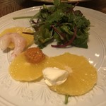 Seafood & Tapas LUBINA - オレンジサラダ