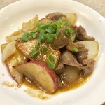 ゆたか - 砂肝と赤大根の醤油バター炒め