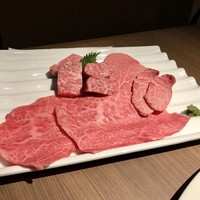 熟成焼肉 マルニク - 特選5種盛り