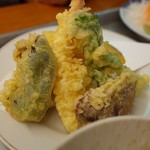 ドライブイン鮎美屋 - 天ぷら定食の天ぷら