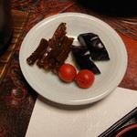 江戸三 - 朝ごはん♪梅干にきゃらぶき