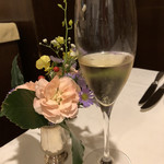 北島亭 - グラスシャンパン