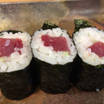 寿司久 - 鉄火巻き