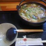 ワインほうとうはこのボリュームと味の良さで850円！