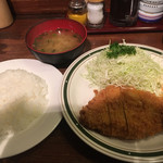 熟成ロースかつ定食