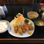 新橋 - カキフライ定食 1100円
