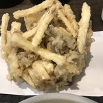 うどんAGATA - マコモタケと舞茸のかき揚げ