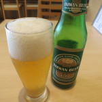 台湾から揚げとパイクー専門店 桃園 - 台湾ビール