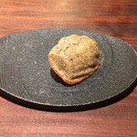 エニェ - ブラックオリーブのマドレーヌ