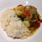 エニェ - キューバ風アロスと丹波黒どりの煮込み