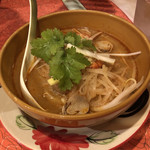 タイ・ベトナム料理の店 アジアの味 - トムヤムラーメン（フォー？）