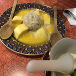タイ・ベトナム料理の店 アジアの味 - スウィートもち米とマンゴ（あったか美味い）