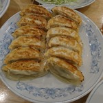 ぎょうざの満洲 - 焼き餃子