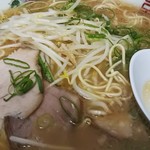 めじろ - ザクザク麺
