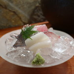 紀州山海料理 愚庵 - しまあじ、いか、太刀魚、鮪、真鯛