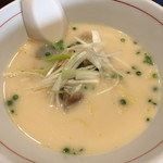牛たん炭焼き 利久 - テールスープ ラーメン（824円）
