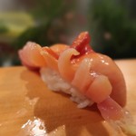 冨久栄鮨 - 赤貝
