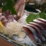 冨久栄鮨 - 鯵の刺身