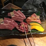 焼肉屋 牛蔵 - 