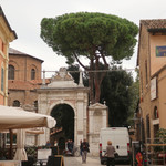 Caffè Corte Cavour - サン・ヴィターレへ続く道