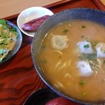 水ぎょうざそば