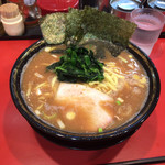 ラーメン 環2家 - ラーメン中盛  820円