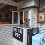 マンチズ バーガー シャック - テイクアウトコーナー