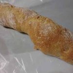 ラトリエ・ドゥ・バン - くるみのフランスパン