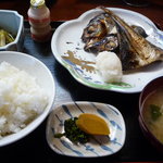 穂波 - 焼き魚定食（あじの開き）600円