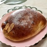 Pane Ho Maretta - 小粋なクリームパン ¥160+税