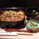 ビフテキ重・肉飯 ロマン亭 - 