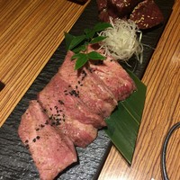 焼肉 しんうち 神楽坂 - 