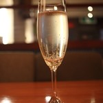 アフレキッチン - 樽生スパークリングワイン