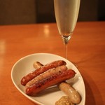 アフレキッチン - 炙りソーセージの盛り合わせ