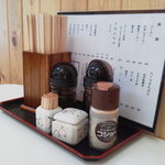 麺食堂とまと - 卓上アイテム