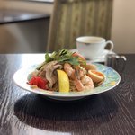 青春は最後のおとぎ話 赤池 カフェ 食べログ