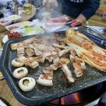 김삼보 - サムギョプサル(13000₩)