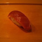 小判寿司 - 鮪 赤身。
