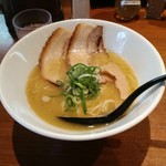 近江熟成醤油ラーメン 十二分屋 - 