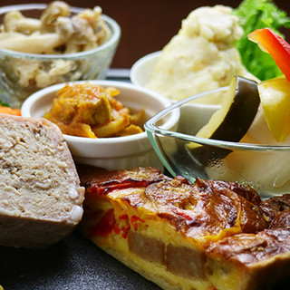 ワインダイニングキャトル_2